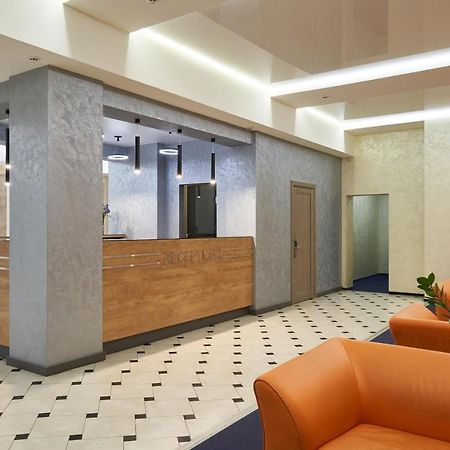 Friendly Hotel Киев Экстерьер фото